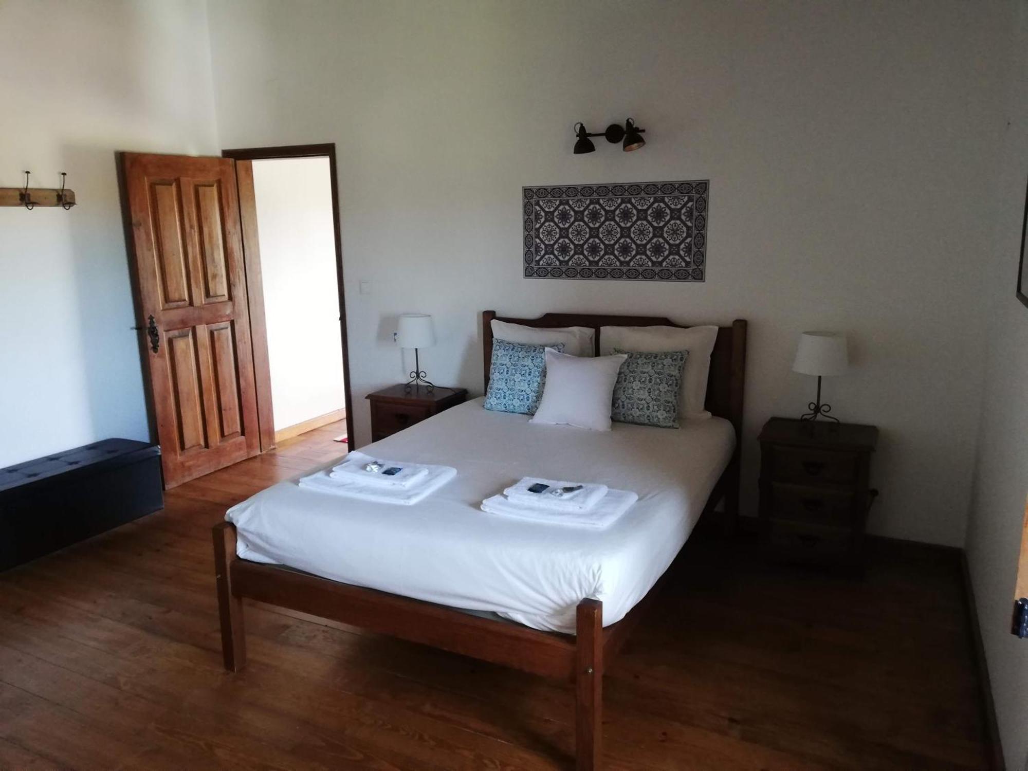 Quinta Dos Ribeiros Guest House Alpalhao  Bagian luar foto