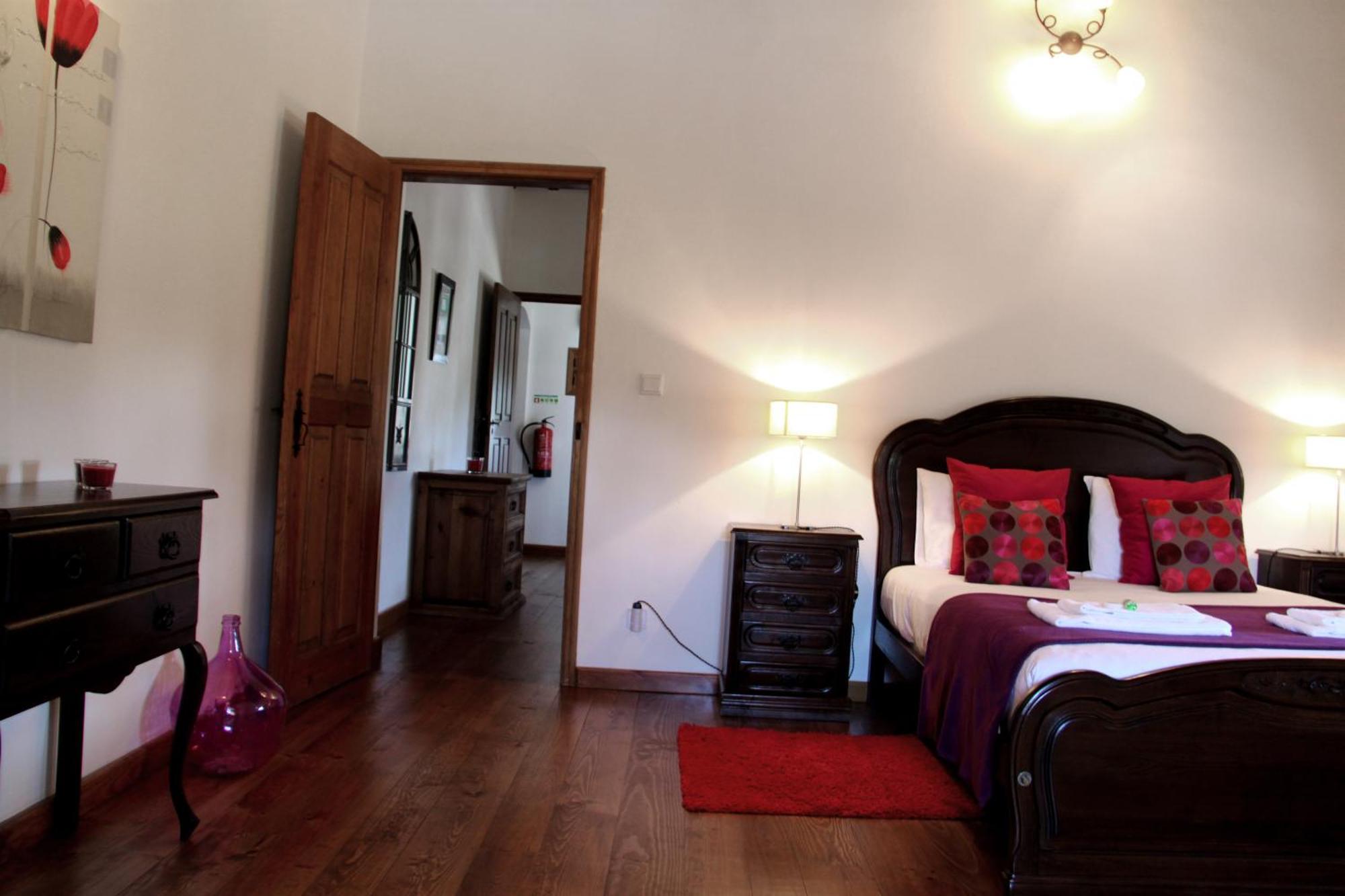 Quinta Dos Ribeiros Guest House Alpalhao  Ruang foto