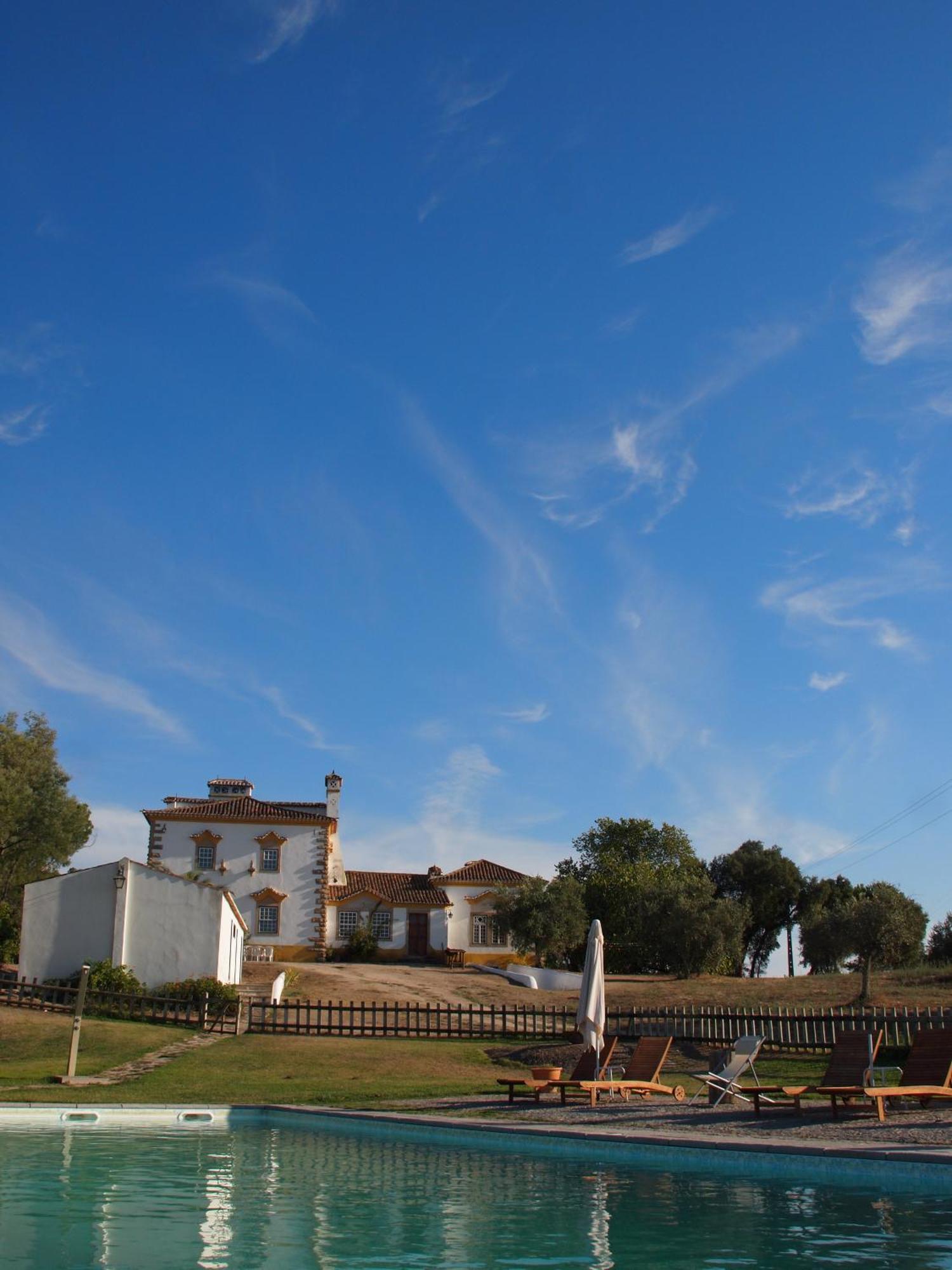 Quinta Dos Ribeiros Guest House Alpalhao  Ruang foto
